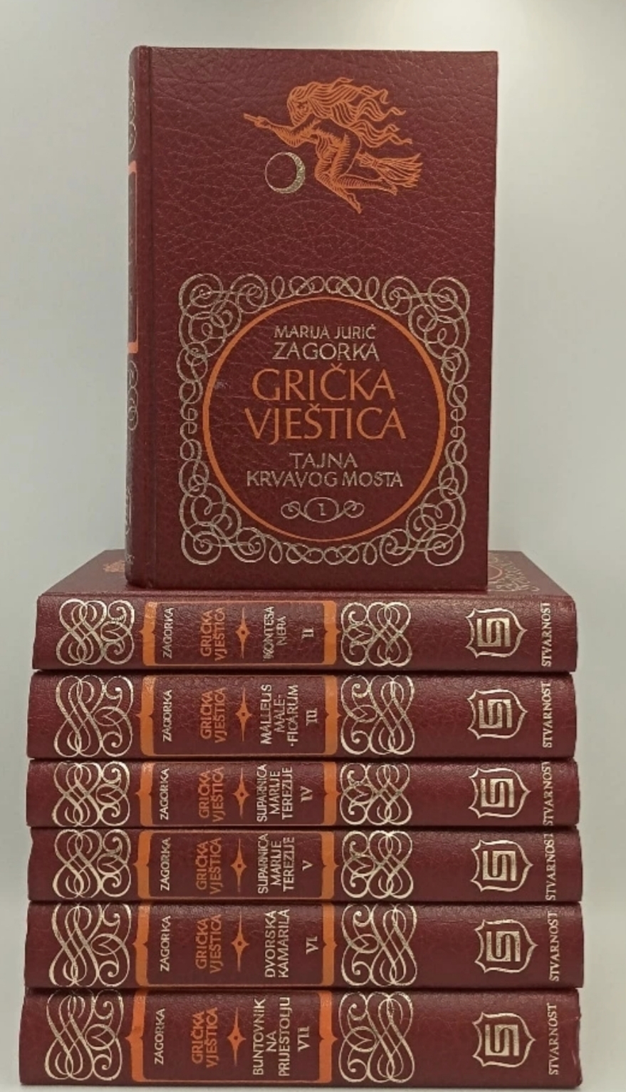 Naslovnica i svesci djela Grička vještica (Zagreb: Stvarnost, 1976.).